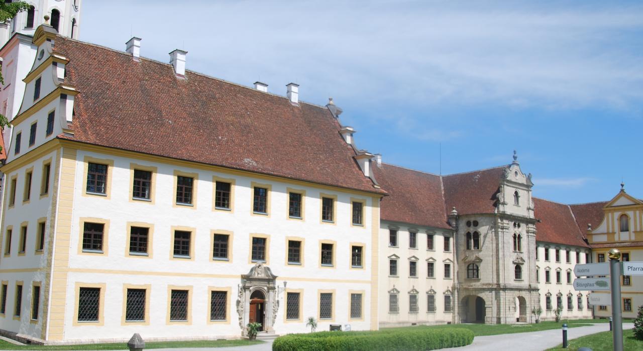 Kloster Obermarchtal 外观 照片